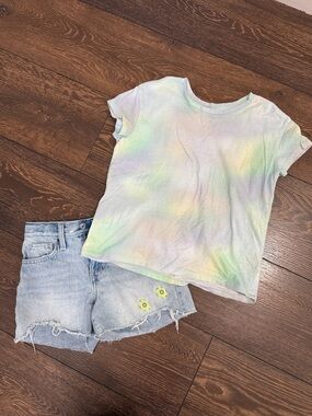 Old Navy Outfit- Jean Shorts and Top